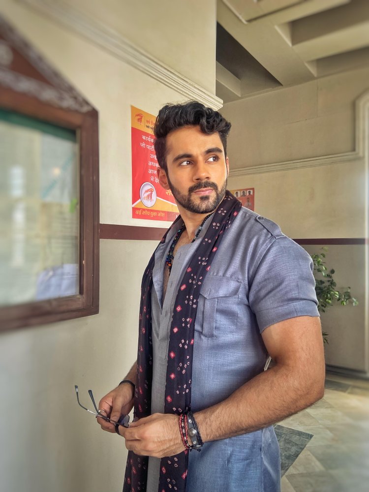 अभिषेक बजाज दिल्ली के सुल्तान और सिंघम के निर्माताओं के आगामी प्रोजेक्ट में चक्कू पांडे की भूमिका निभाएंगे
