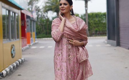 आकर्षक और सुंदर ही नहीं, सर्वोत्कृष्ट 'देसी गर्ल' है इहाना ढिल्लों